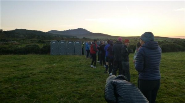 the usual queue for the loo (and I was touching cloth :o )
